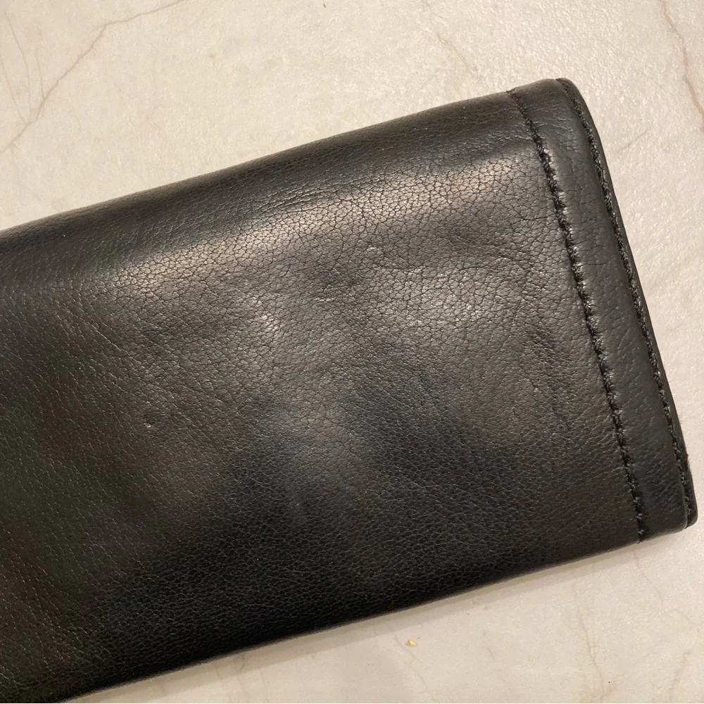 Michael kors black leather wallet